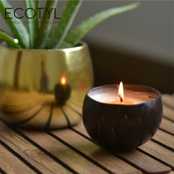 Coconut Shell Candle - Patchouli & Rosewood-front-Ecotyl